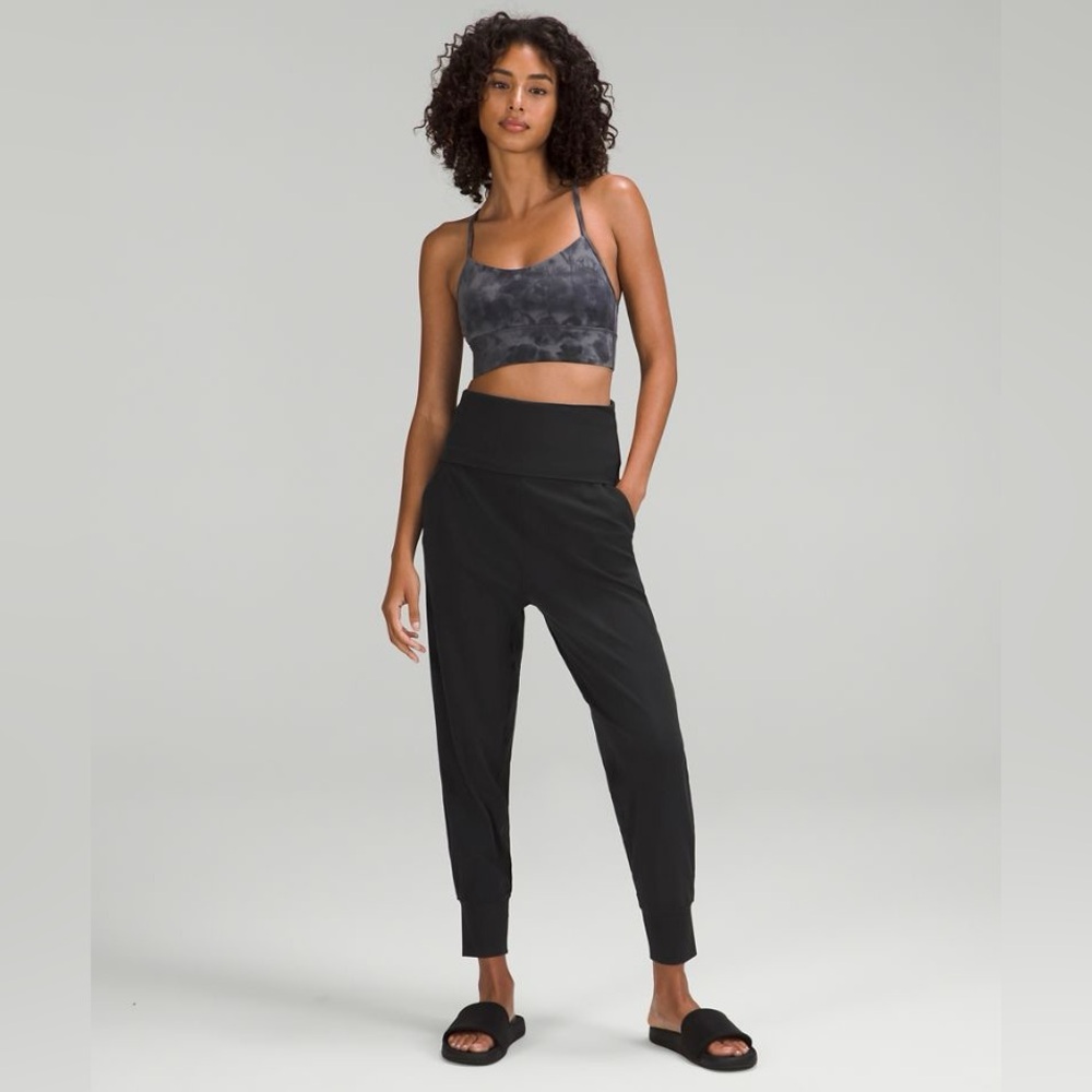 EUC Lululemon Align™ Super-High-Rise Ribbed-Waist Jogger Full Length Black Sz 10